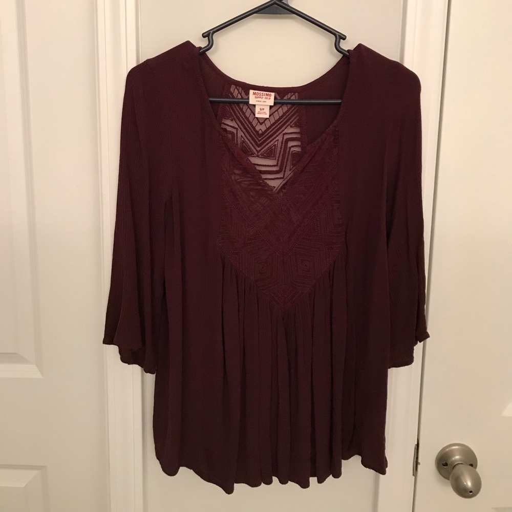 Boho chic flowy blouse in wine